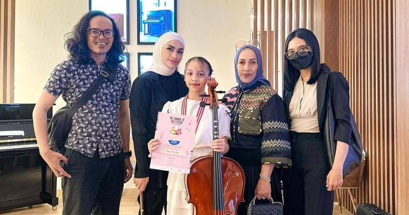 Instagram.com/putri_zulhas